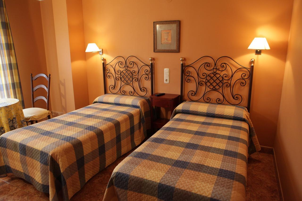 Hotel Los Arcos Villafranca del Cid Ngoại thất bức ảnh